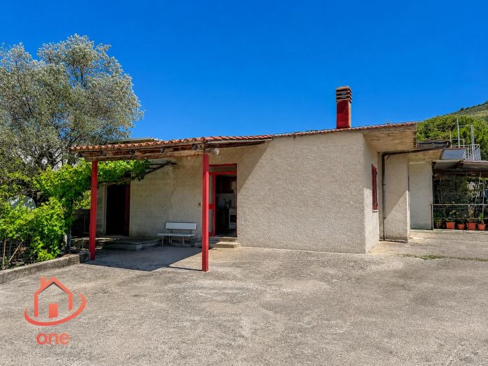Villa-a-schiera-con-spazio-esterno-in-vendita-a-Giungatelle (16)