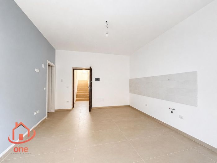 appartamento-ristrutturato-santa-maria-di-castellabate-centrale-con.-terrazzo-e-vicino-al-mare (3)