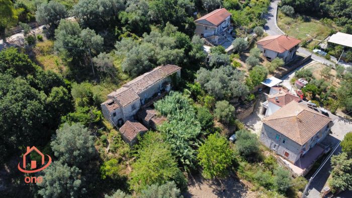 rudere-casale-montecorice-vista-panoramica-con-terreno-vicino-al-mare (3)