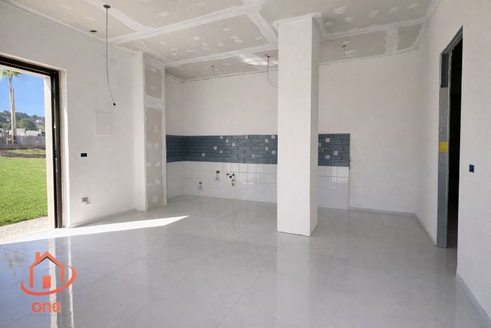 Villetta-a-schiera-con-terrazzo-e-giardino-castellabate-vicino-al-mare (1)