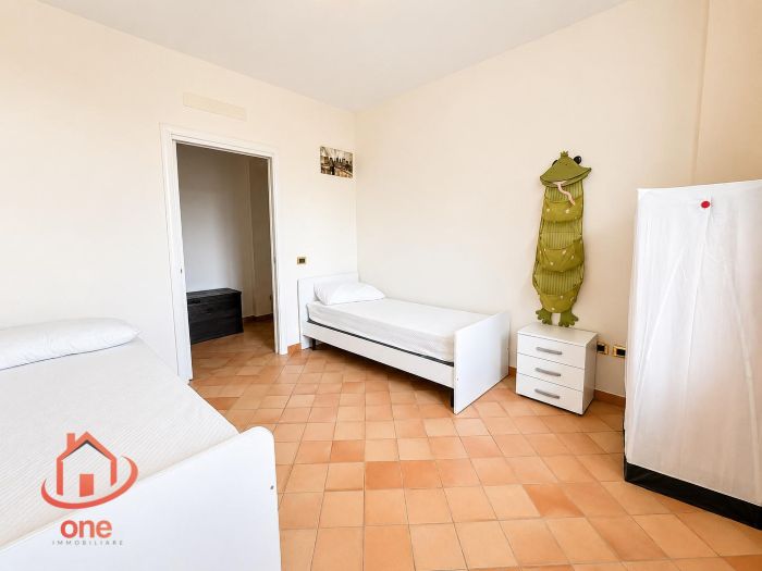 appartamento-panoramico-casale-in-pietra-vista-mare-con-giardino-e-postp-auto-castellabate (13)