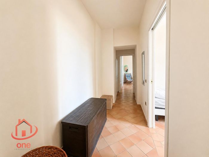 appartamento-panoramico-casale-in-pietra-vista-mare-con-giardino-e-postp-auto-castellabate (21)