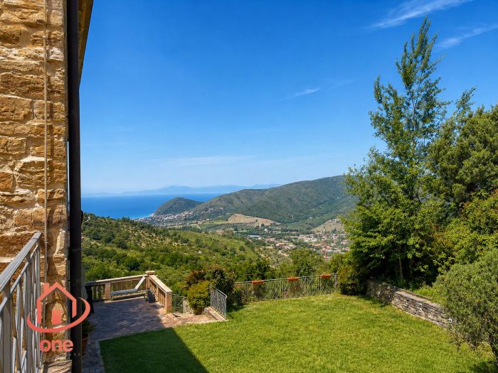 appartamento-panoramico-casale-in-pietra-vista-mare-con-giardino-e-postp-auto-castellabate (4)