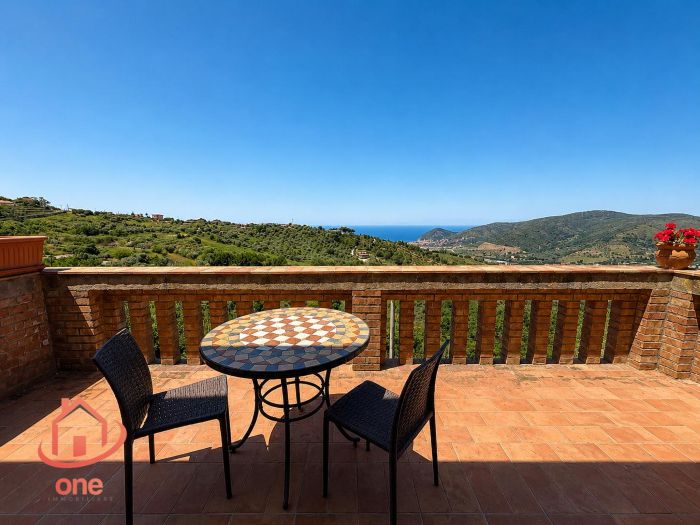 appartamento-panoramico-casale-in-pietra-vista-mare-con-giardino-e-postp-auto-castellabate