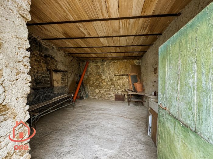 complesso-di-appartamenti-panoramici-a-laureana-cilento-da ristrutturare-con-terreno (13)