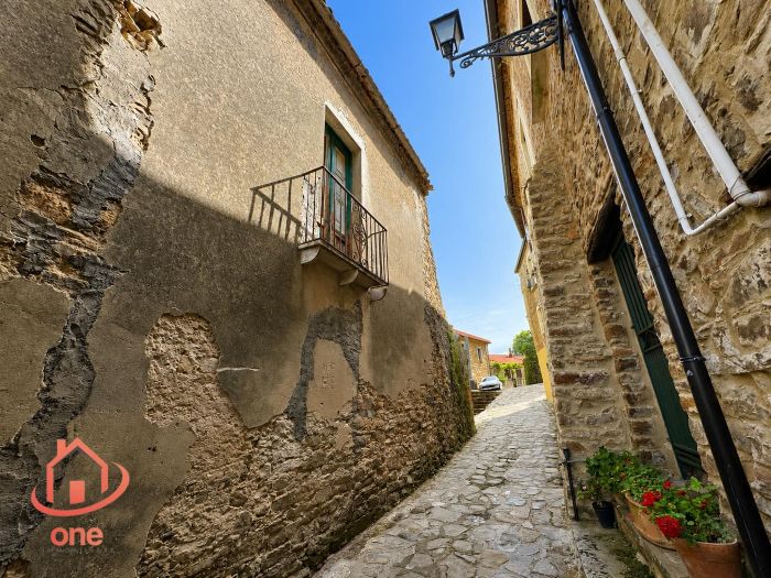 complesso-di-appartamenti-panoramici-a-laureana-cilento-da ristrutturare-con-terreno (15)