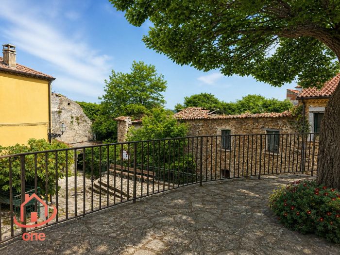 complesso-di-appartamenti-panoramici-a-laureana-cilento-da ristrutturare-con-terreno (24)