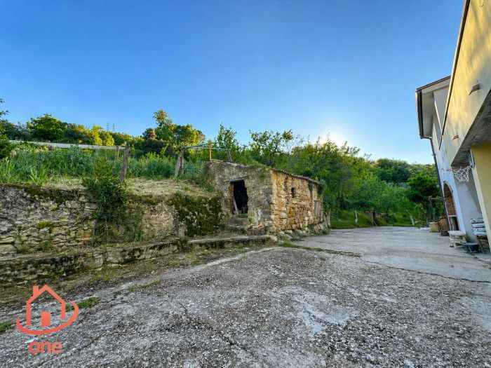 villetta-a-schiera-vista-panoramica-mare-ad-ogliastro-cilento-con-giardino (11)