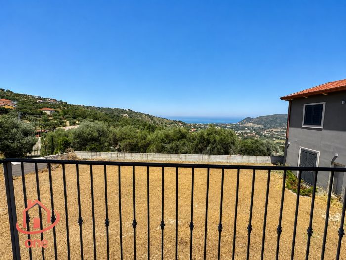 appartamento-angolo-panoramico-con-giardino-poco-distante-dal-mare-castellabate-vista-panoramica-e-posto-auto (7)