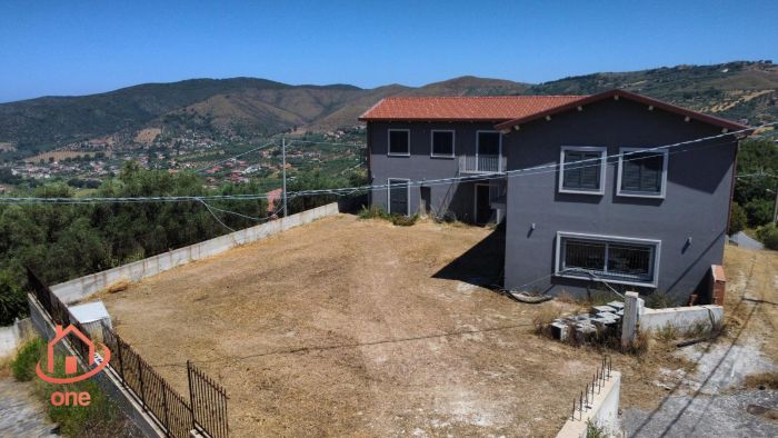appartamento-panoramico-con-giardino-poco-distante-dal-mare-castellabate-vista-panoramica-e-posto-auto (14)