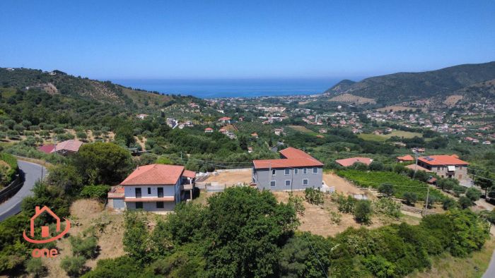 appartamento-panoramico-con-giardino-poco-distante-dal-mare-castellabate-vista-panoramica-e-posto-auto (6)