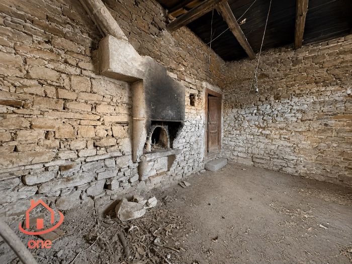 villetta-a-schiera-da-ristrutturare-ogliastro-cilento-ampia-tre-livelli (11)