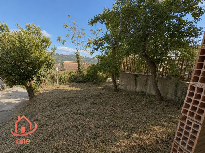 villetta-a-schiera-da-ristrutturare-ogliastro-cilento-ampia-tre-livelli (18)