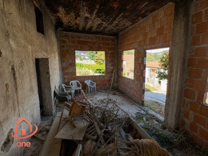 villetta-a-schiera-da-ristrutturare-ogliastro-cilento-ampia-tre-livelli (8)