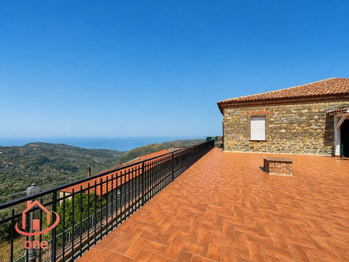 affitto-annuale-appartamento-panoramico-san-mauro-cilento-vista-mare-con-ampio-terrazzo (15)