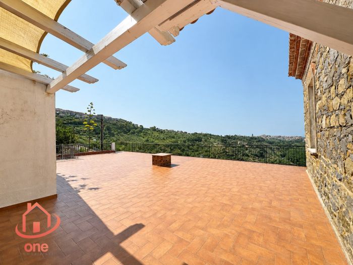affitto-annuale-appartamento-panoramico-san-mauro-cilento-vista-mare-con-ampio-terrazzo (5)