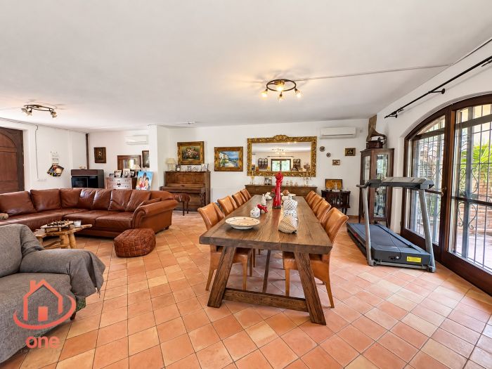 villa-vista-mare-con-terreno-serramezzana (23)