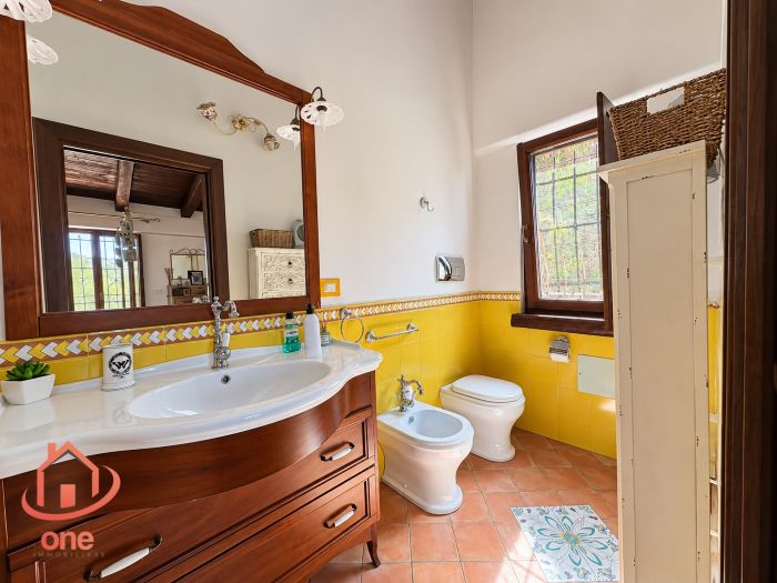 villa-vista-mare-con-terreno-serramezzana (7)