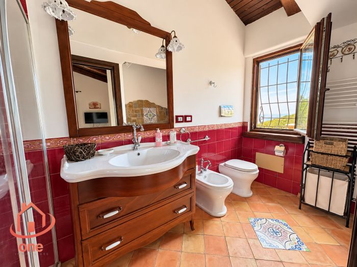 villa-vista-mare-con-terreno-serramezzana (9)