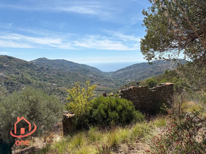 proprietà-rustica-con-terreno-panoramico-montecorice-rudere (11)