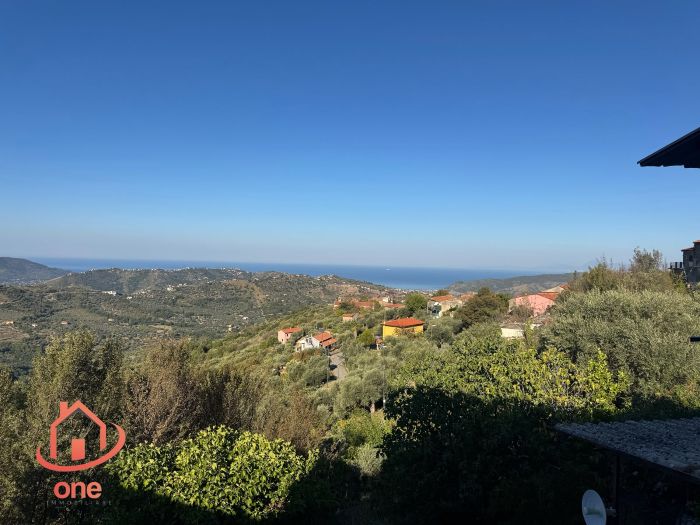 appartamento-vatolla-da-ristrutturare-con-terrazzo-vista-mare (14)