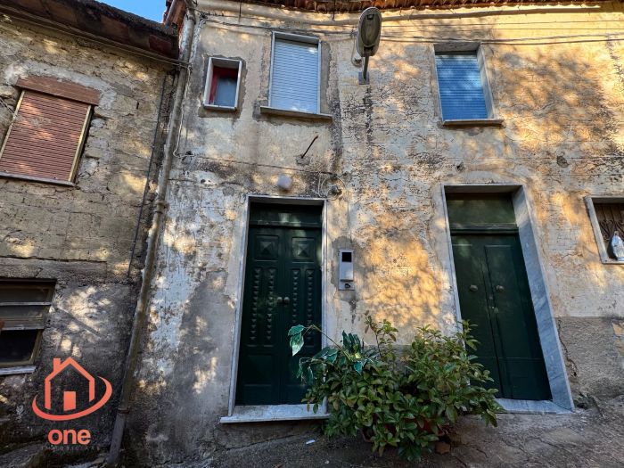 appartamento-vatolla-da-ristrutturare-con-terrazzo-vista-mare (4)